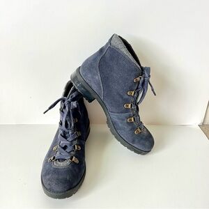 CLARKS COLLECTION Faralyn Soft Cushion Water Resistant Suede Ankle Boots—SZ. 10